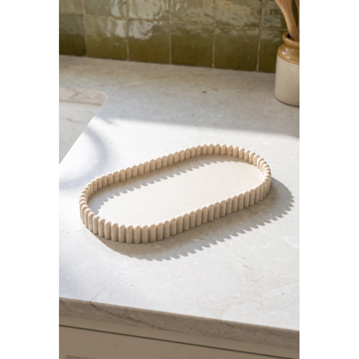 POLYRESIN OVAL TEPSİ 23,5*12*2(H) CM