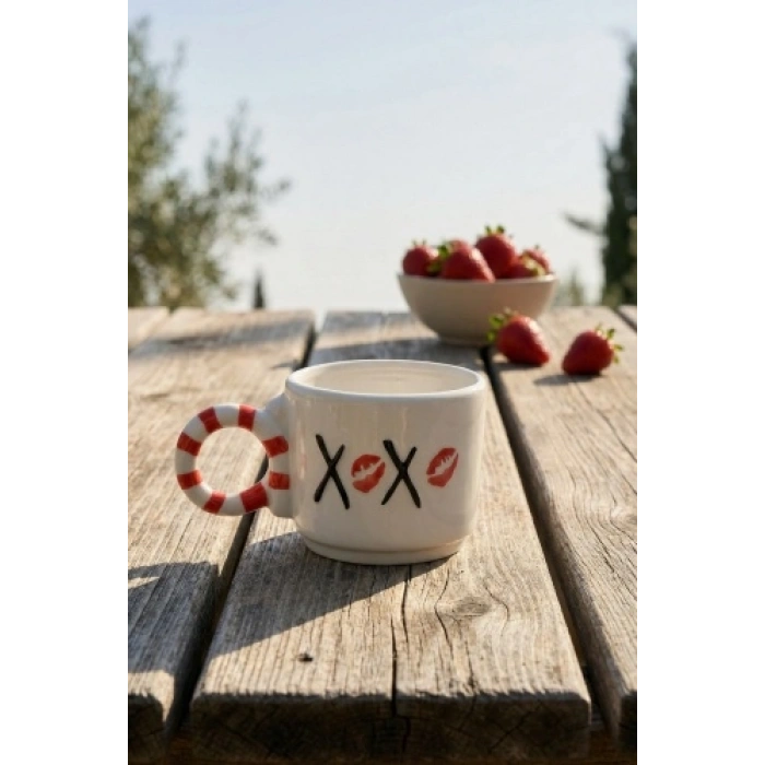 Valentine Kiss Porselen Kupa - 425 ml