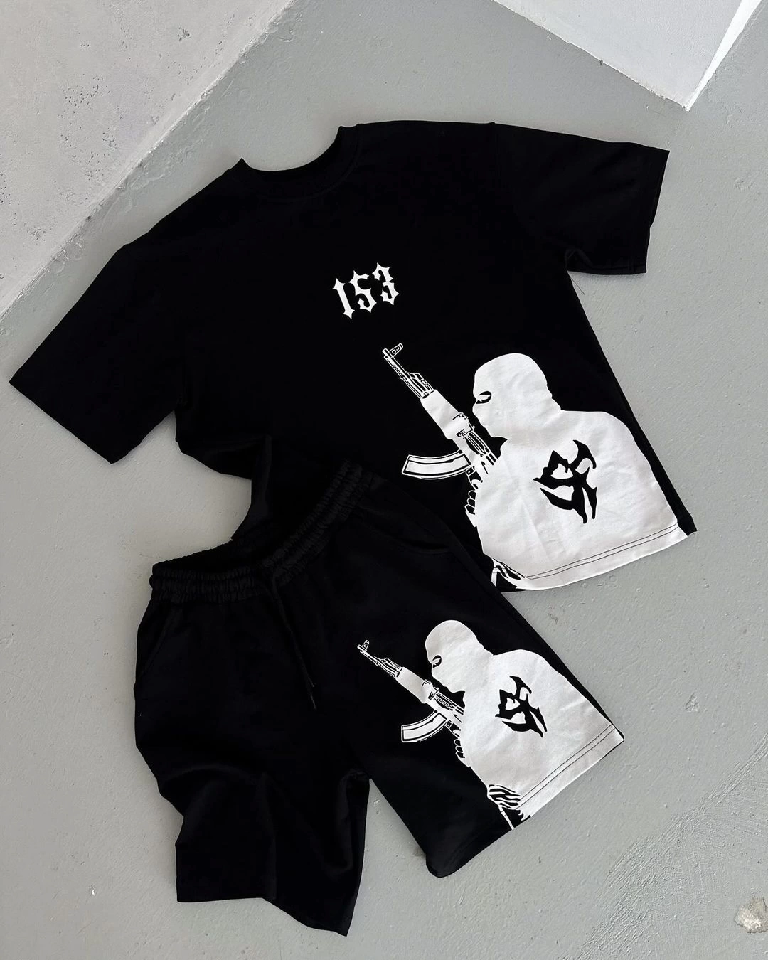 153 Unisex Şortlu Takım