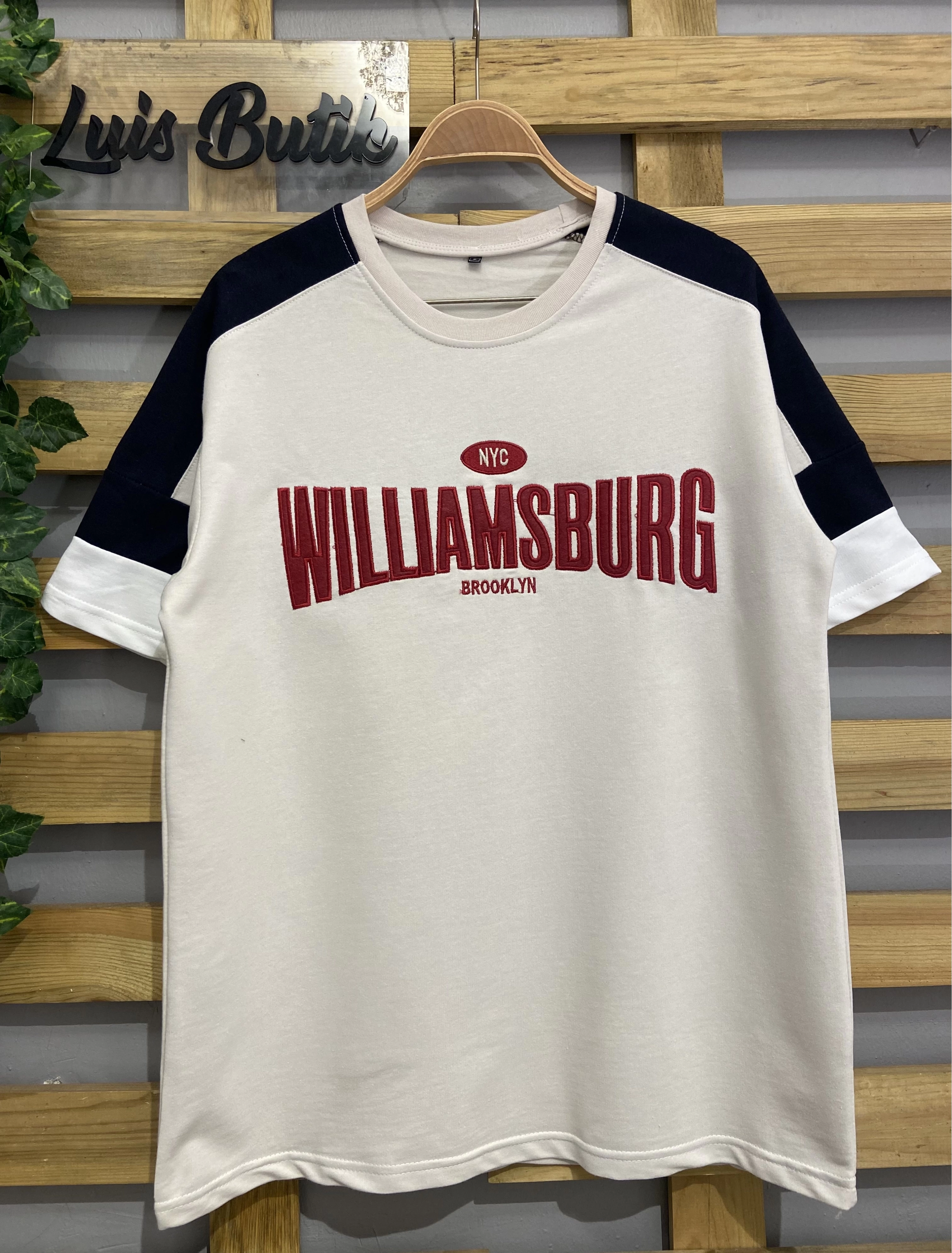 WILLIAMSBURG Unisex Oversize Tshirt