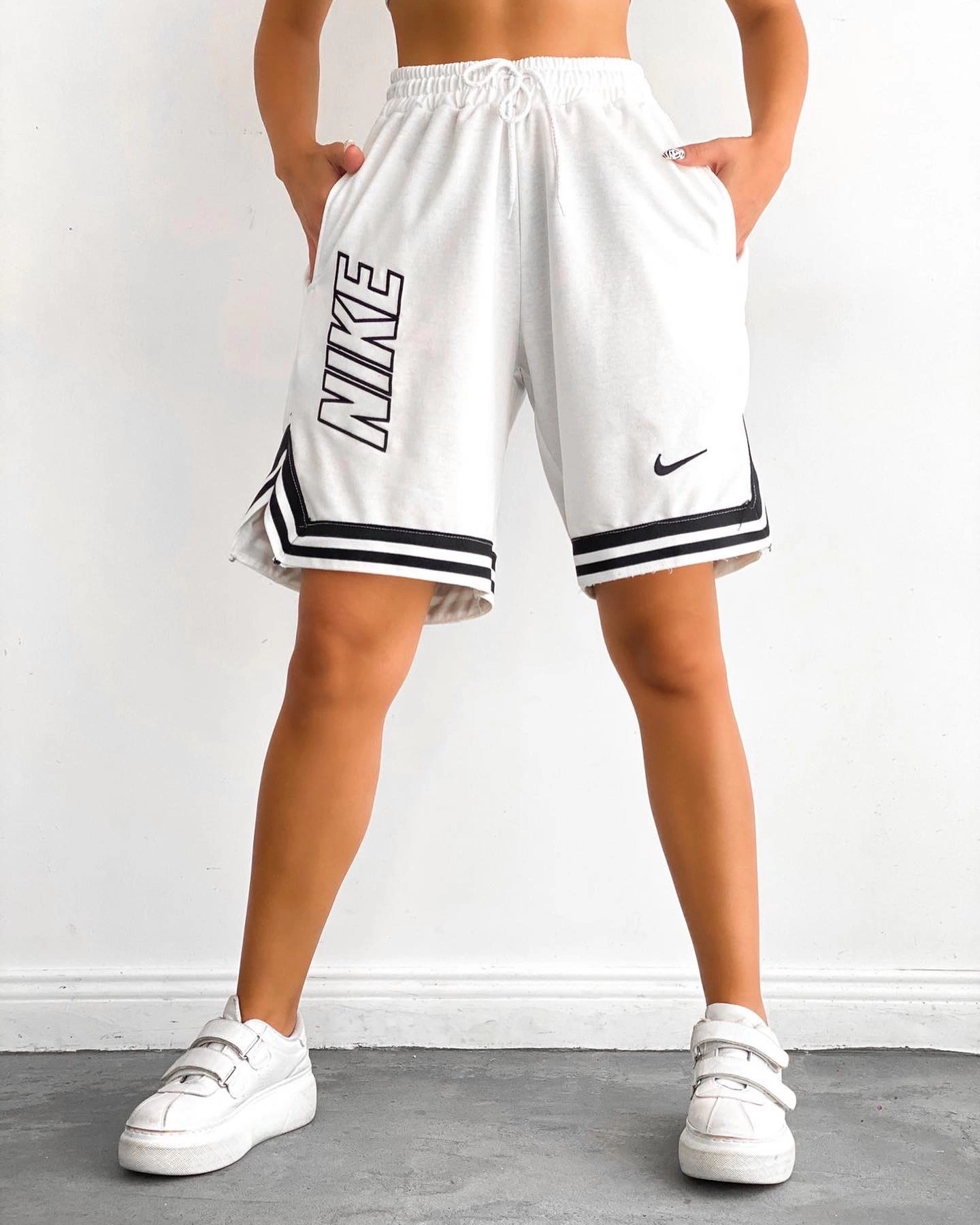 Ribana Detay Nk Unisex Şort