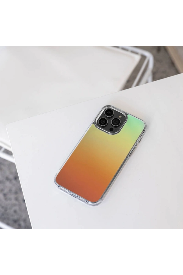 Apple iPhone 14 Pro Max Kılıf Renk Geçişli Kenarları Şeffaf Tasarımlı Lisanslı Switcheasy Crush Plus Kapak