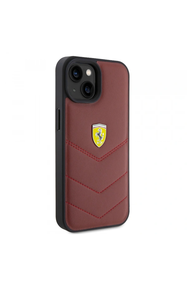 Apple iPhone 15 Kılıf Ferrari Orjinal Lisanslı Deri Dikişli Arka Yüzey Metal Logo Tasarımlı Kapak