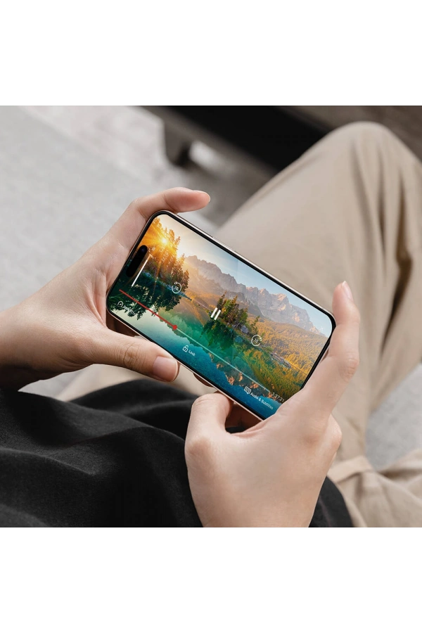 Apple iPhone 15 Pro Premium Temperli Ultra HD Lisanslı Switcheasy Glass 9H Cam Ekran Koruyucu