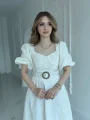 Göğüs Detaylı ve Kemerli Fisto Ekru Elbise