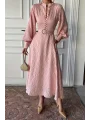Jakarlı Kemer Detaylı Tam Boy Pembe Elbise