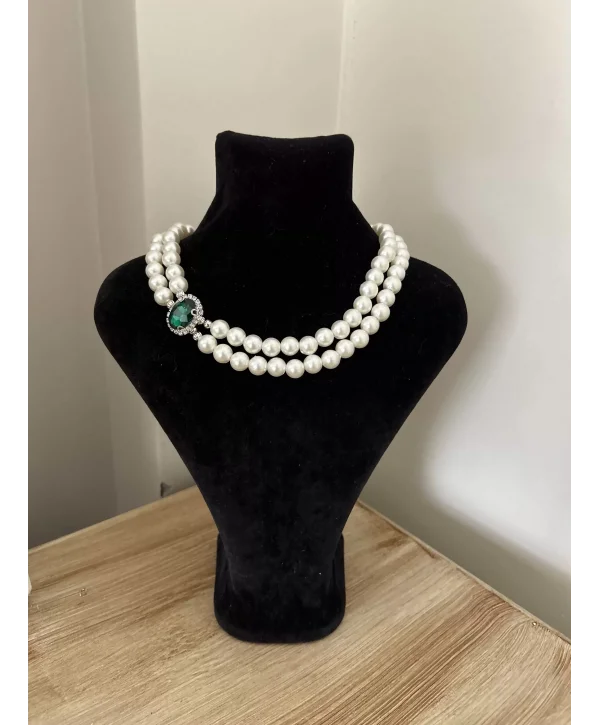 Taş detaylı inci kolye