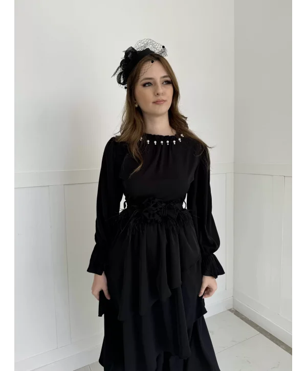 Bel Gül Kemer Detaylı Kat Kat Maxi Boy Elbise