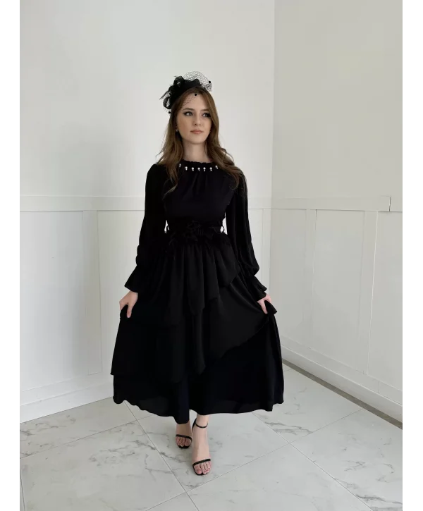 Bel Gül Kemer Detaylı Kat Kat Maxi Boy Elbise