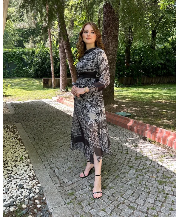 Desenli Siyah Tül Elbise