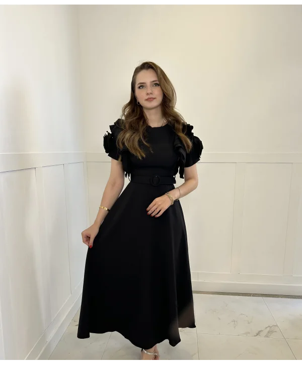 Fırfır Gül Kol Detaylı Siyah Maxi Boy Elbise