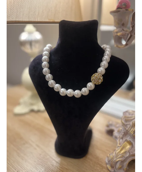 Gold detay inci kolye