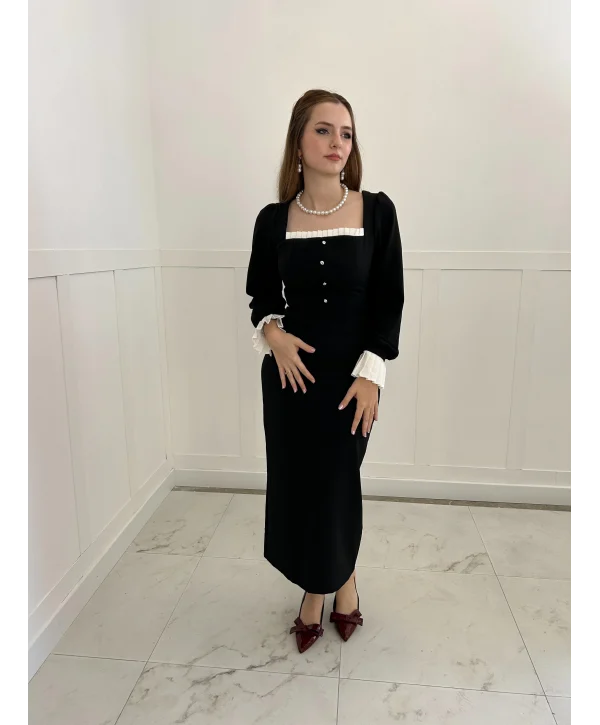 Loya Kol ve Göğüs Detaylı Vintage Elbise