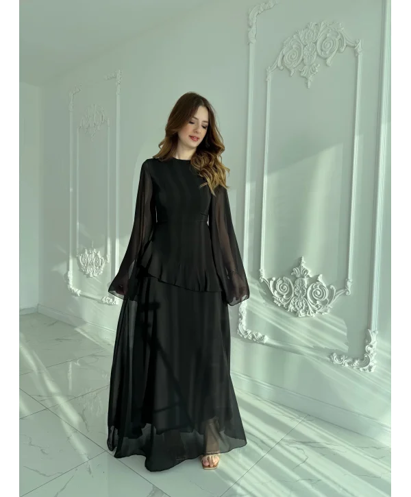 Zarif Şifon Kollu Uzun Siyah Elbise