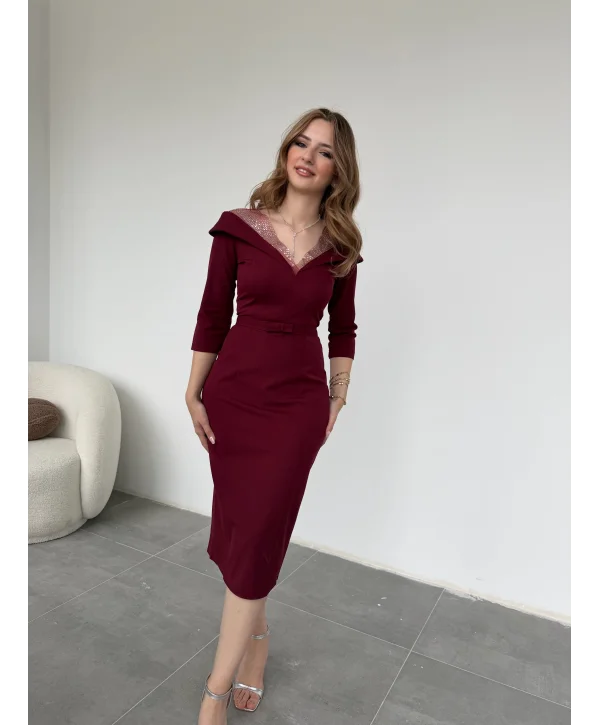 Yaka Tül Taş Detaylı Bordo Midi Boy Elbise