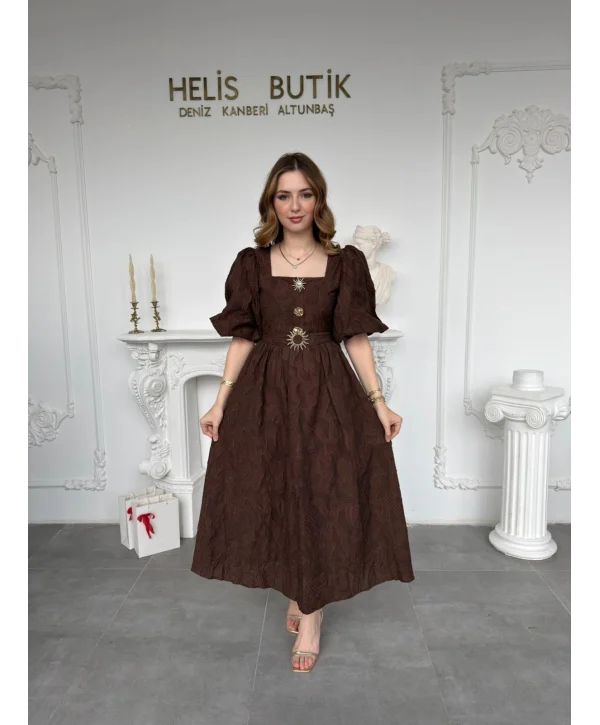 Gold Güneş Düğmeli Kabartma Dokulu Balon Kahve Elbise