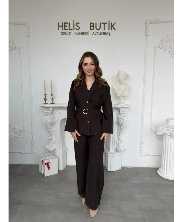 Kruvaze Yaka Metal Toka Kemerli Ceket Pantolon Kahve Takım