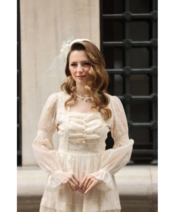 Bej Floral Nakışlı Güpür Detaylı Vintage Tasarım Elbise (ÖNSİPARİŞTİR)