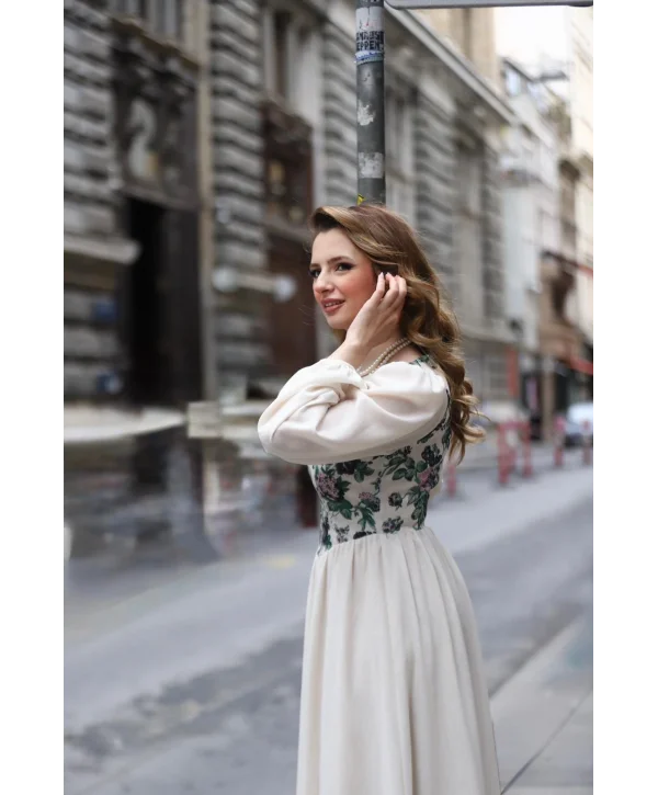 Korse Görünümlü Çiçek Desenli Krem Balon Kollu Elbise(ÖNSİPARİŞTİR)