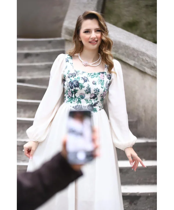 Korse Görünümlü Çiçek Desenli Krem Balon Kollu Elbise(ÖNSİPARİŞTİR)