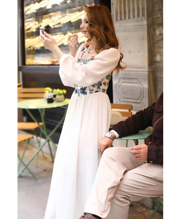 Korse Görünümlü Çiçek Desenli Krem Balon Kollu Elbise(ÖNSİPARİŞTİR)