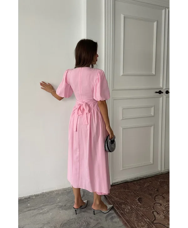 Arkadan Bağlamalı Eteği Yanları Büzgülü Keten Pembe Elbise