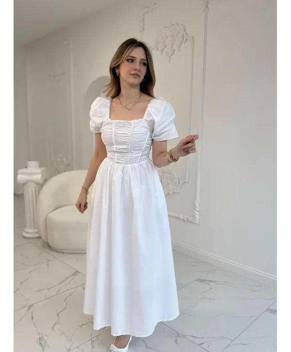 Arkası Gipe Detaylı Beyaz Elbise