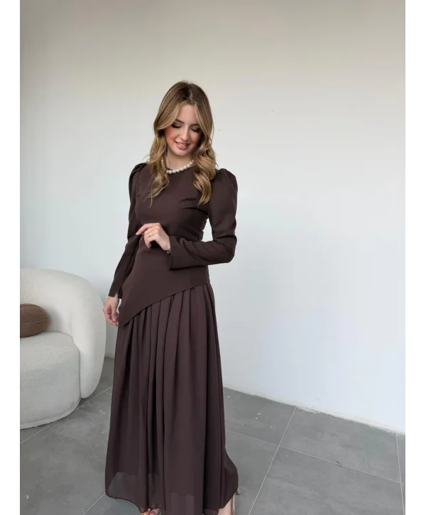 Asimetrik Bluz ve Şifon Etek Kahve Takım