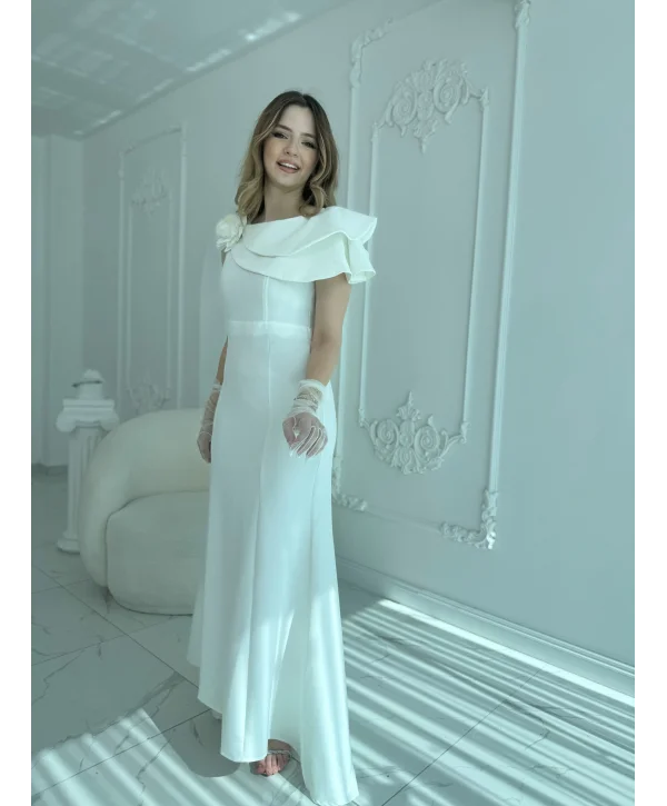 Asimetrik Volan Detaylı BeyazTek Omuzlu Abiye Elbise