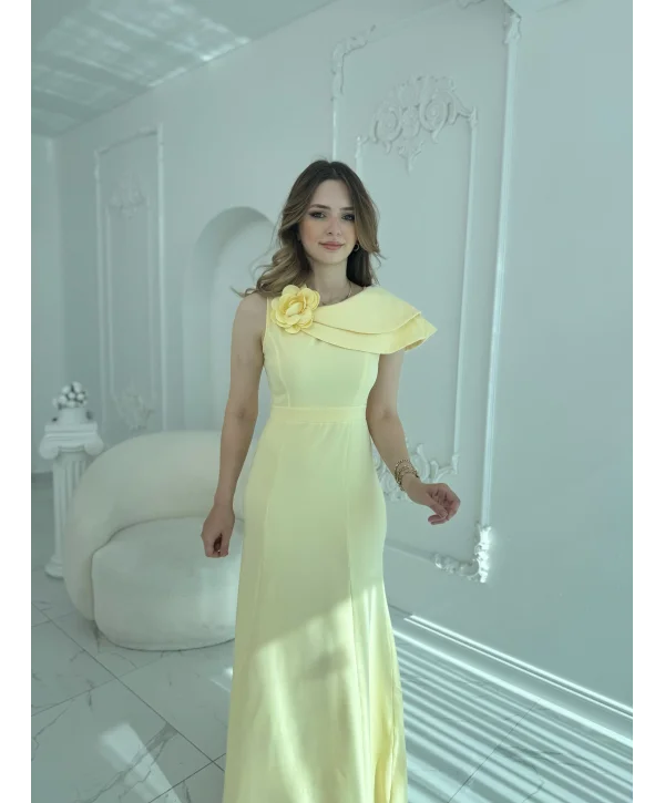 Asimetrik Volan Detaylı Sarı Tek Omuzlu Abiye Elbise