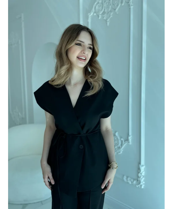 Bağlama Detaylı Siyah Yelek Pantolon Takım