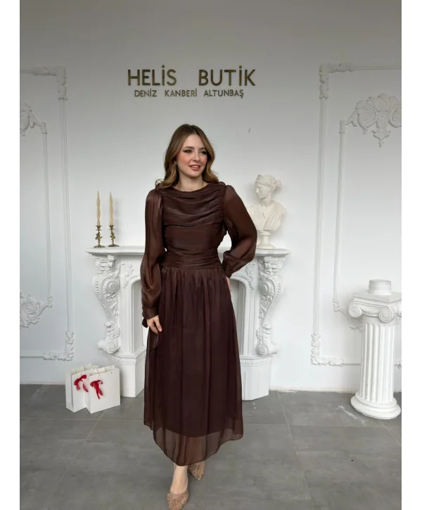 Bağlama Detaylı Simli Işıltılı Kahve Elbise