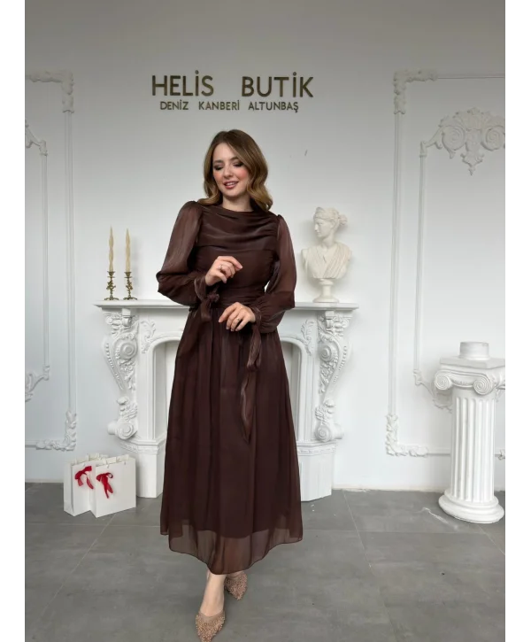 Bağlama Detaylı Simli Işıltılı Kahve Elbise