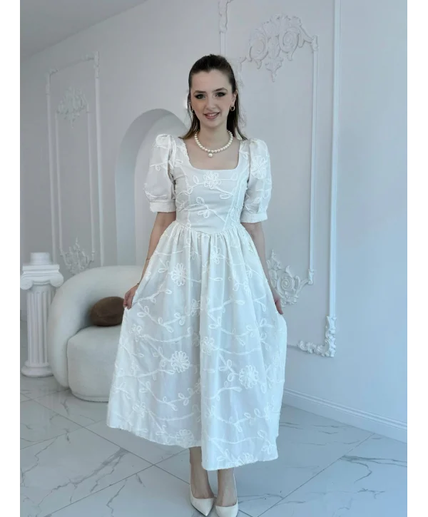 Balon Kollu Brode Elbise Bej