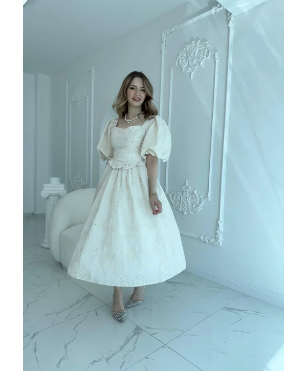 Balon Kollu Dantelli Brode Bej ELBİSE