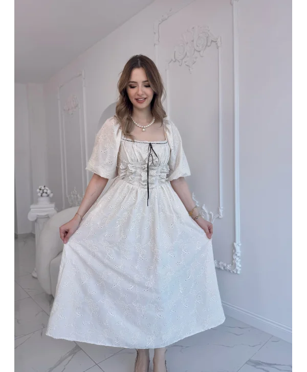 Bej Dantel Detaylı Brode Elbise