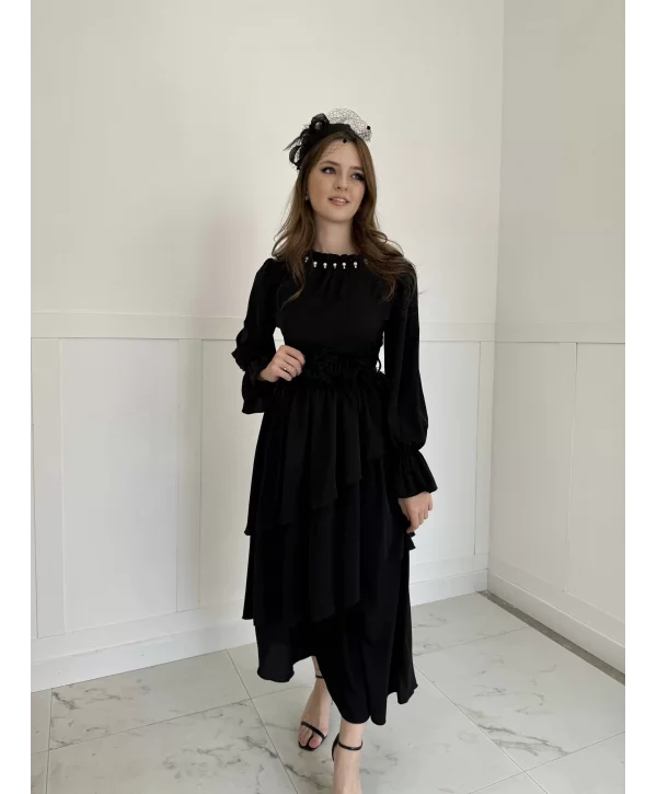 Bel Gül Kemer Detaylı Kat Kat Maxi Boy Elbise