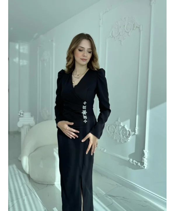 Bel Taş Detaylı Modern Tasarım Atlas Siyah Elbise