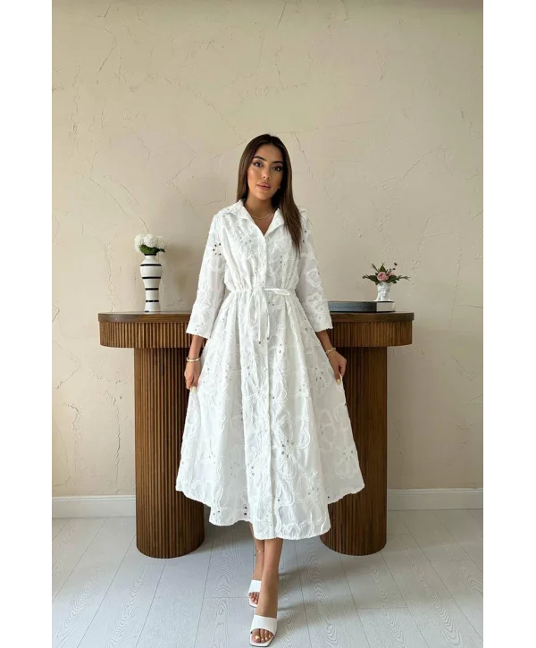 Beyaz Bel Çevresi Bağcıklı Brode Elbise