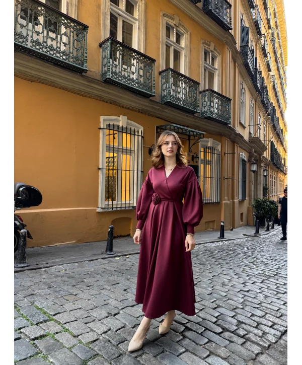 Rosa Bordo Gül Kemer Detaylı Scuba Maxi Boy Elbise