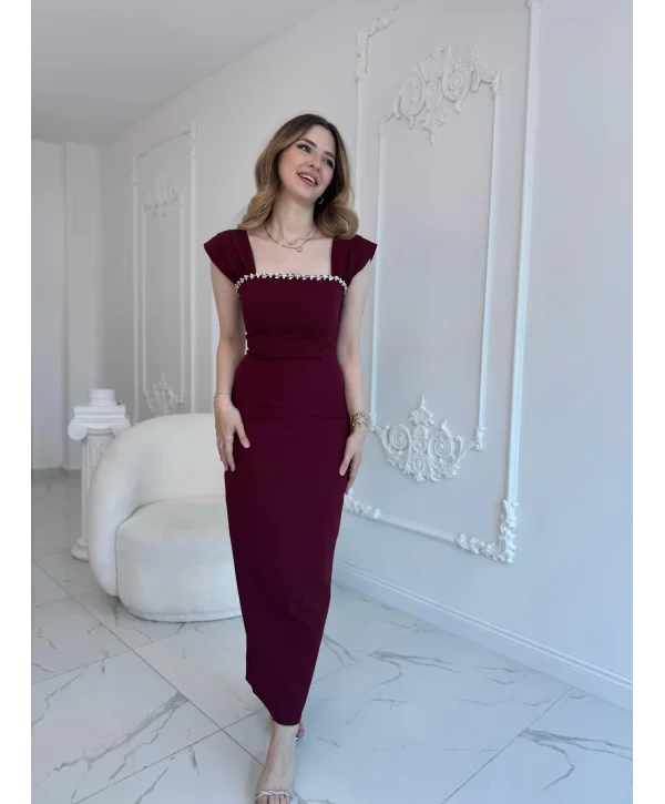 Bordo Maxi boy yaka taş detaylı uzun elbise