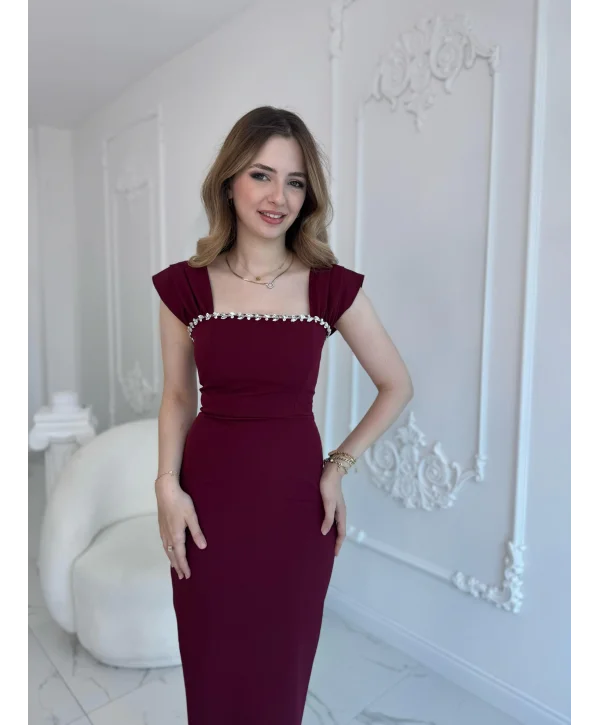 Bordo Maxi boy yaka taş detaylı uzun elbise