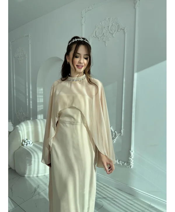 Çıkarılabilir Şal Detaylı Zarif Bej Elbise