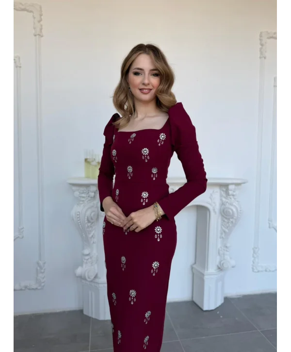 Etnik Taş İşlemeli Kare Yaka Uzun Kol Bordo Elbise