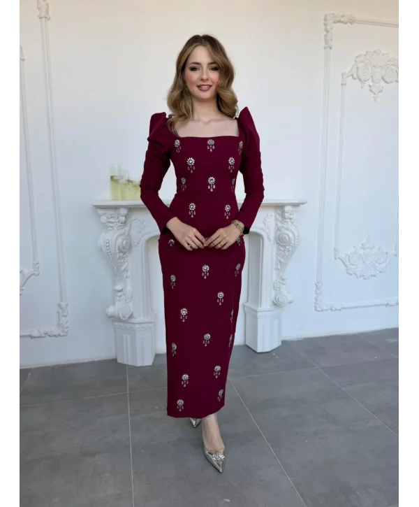 Etnik Taş İşlemeli Kare Yaka Uzun Kol Bordo Elbise