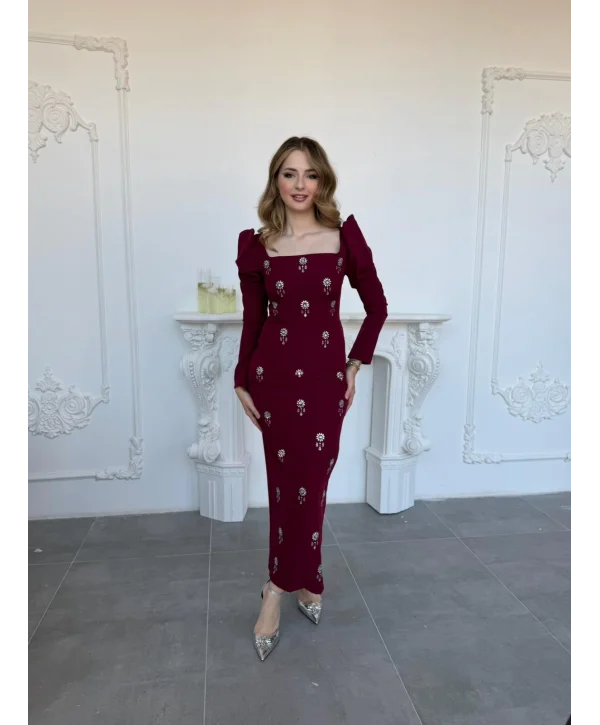 Etnik Taş İşlemeli Kare Yaka Uzun Kol Bordo Elbise