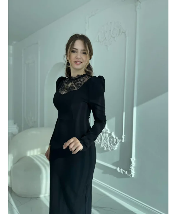 Feminen Dantel Detaylı Uzun Kollu Siyah Elbise