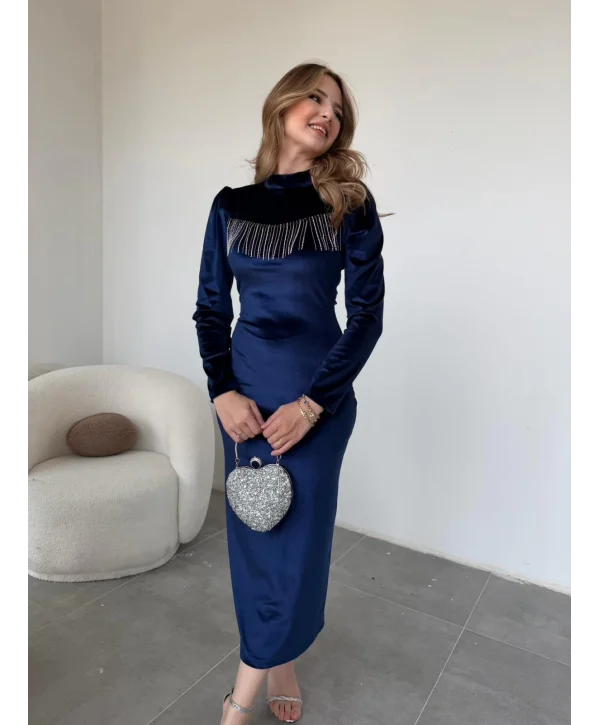Göğüs Püskül Detaylı Kadife Lacivert Elbise