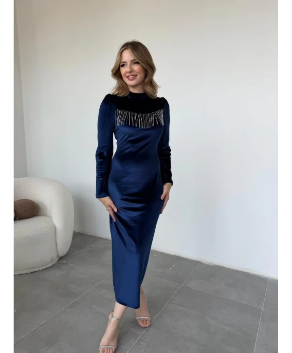 Göğüs Püskül Detaylı Kadife Lacivert Elbise