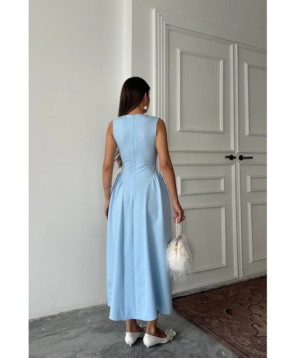 Gül Detaylı Atlas Mavi Elbise